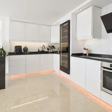 Villa Bali Malaga In Torreblanca Fuengirola